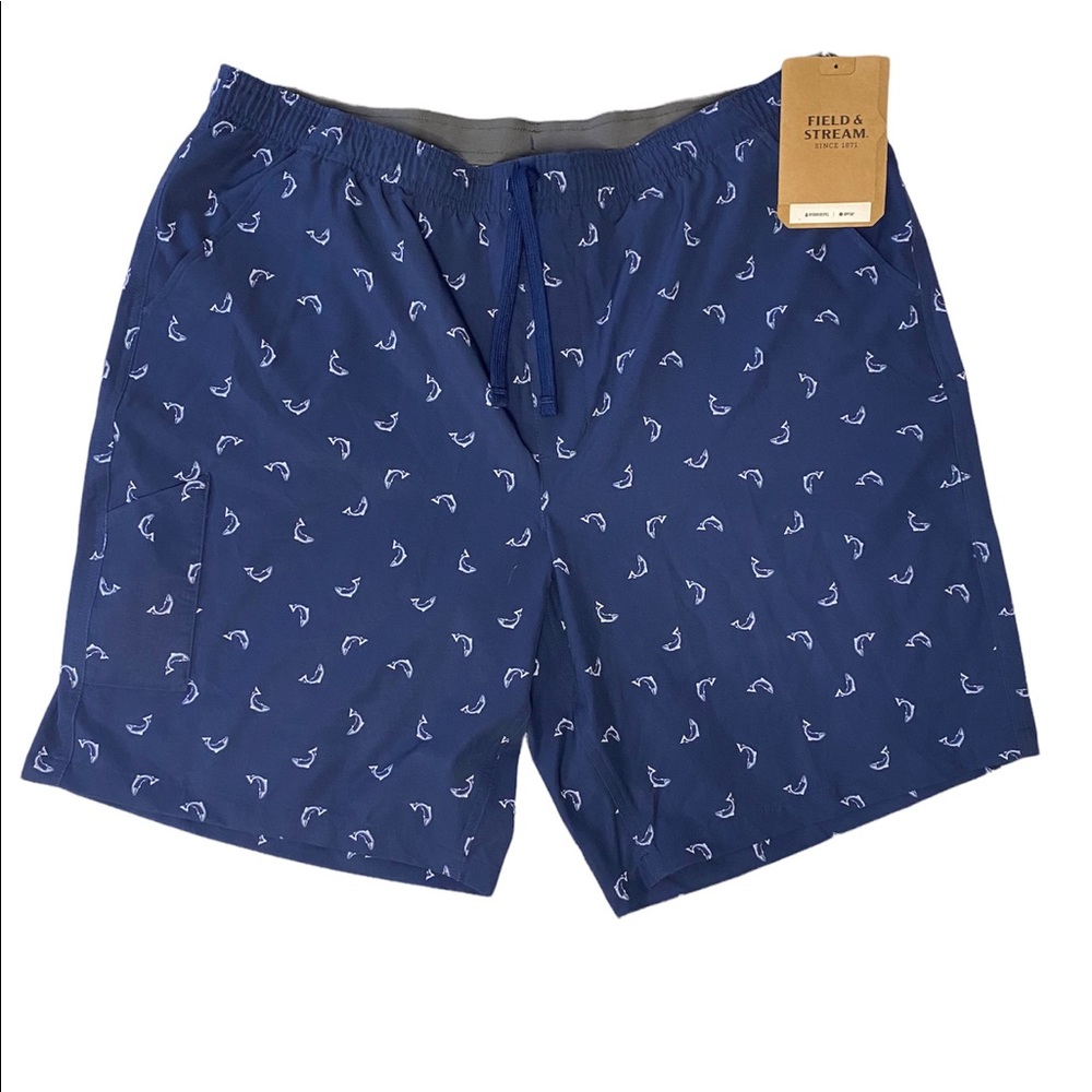 Field And Stream Mens Swim Shorts.  Size small.  New with tags.